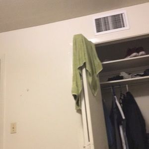 Meet your Posher, Emilia